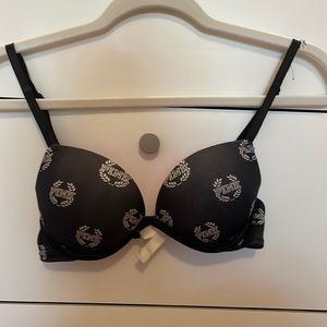Victoria’s Secret Pink Wear Everywhere Super Push-Up Bra 32B